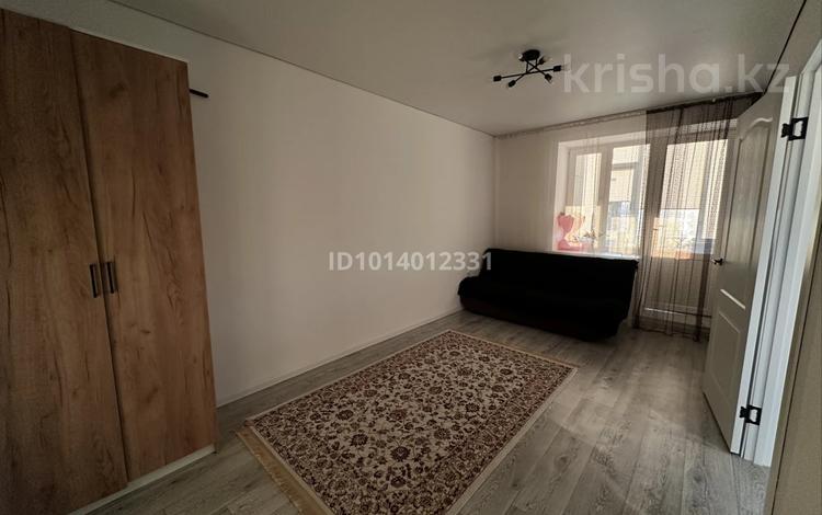 1-комнатная квартира · 28.5 м² · 8/9 этаж, мкр. Зачаганск пгт, Жумалиева — Медколледж за 100 000 ₸ в Уральске — фото 2