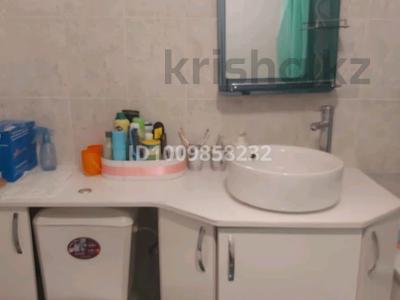 2-бөлмелі пәтер · 74 м² · 7/16 қабат, Шұғыла ш/а., Жуалы, бағасы: 34 млн ₸ в Алматы, Наурызбайский р-н