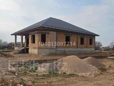 Отдельный дом · 5 комнат · 252 м² · 6 сот., Аубай Байгазиева за 39.5 млн ₸ в Каскелене