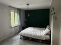 3-комнатная квартира · 60 м² · 2/5 этаж, Кабанбай Батыра за 49 млн ₸ в Алматы, Алмалинский р-н — фото 2
