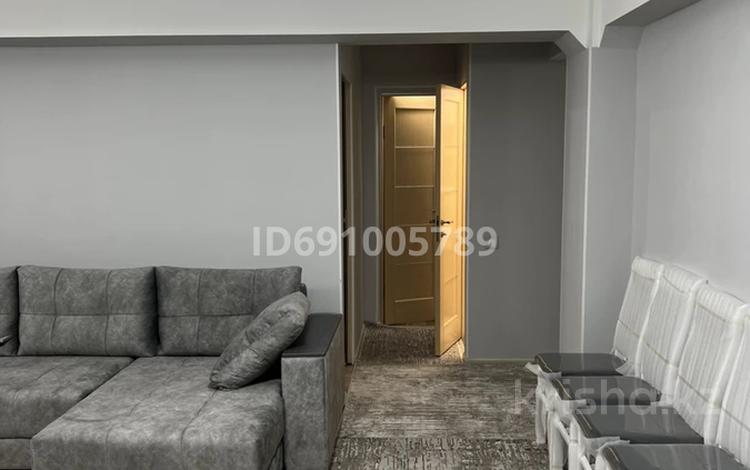 3-бөлмелі пәтер, 80 м², 3/9 қабат, Достык 42 — Кабанбай батыра, бағасы: 80 млн 〒 в Алматы, Медеуский р-н — фото 26