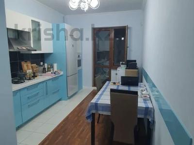 3-комнатная квартира · 117 м² · 7/9 этаж, Валиханова 13-21 за 61 млн 〒 в Атырау