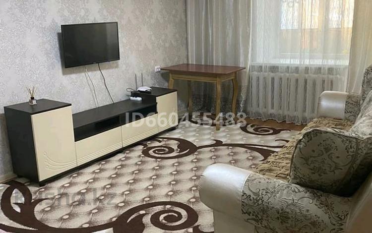 1-комнатная квартира, 31 м², 1/5 этаж посуточно, Боровская 109 за 10 000 〒 в Щучинске — фото 7