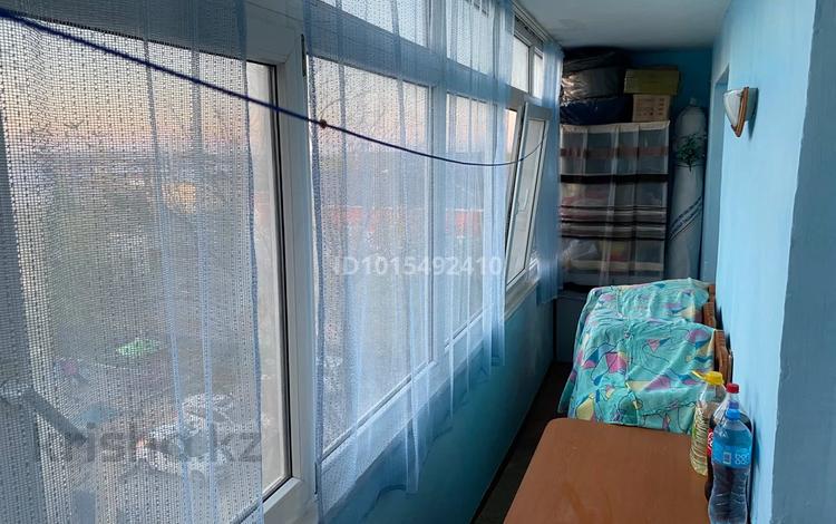 4-бөлмелі пәтер · 82.4 м² · 4/5 қабат, мкр СМП 136, 8 8 — Остановка «березка», бағасы: 17 млн ₸ в Атырау — фото 2