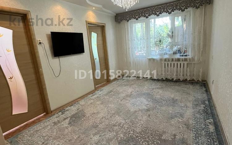 3-комнатная квартира · 47 м² · 4/5 этаж, мкр Строитель, Циолковский 16 — Циолковский за 17 млн ₸ в Уральске — фото 2