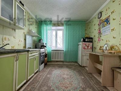 2-комнатная квартира, 32.2 м², 5/5 этаж, Уральская 3 за 7 млн 〒 в Семее