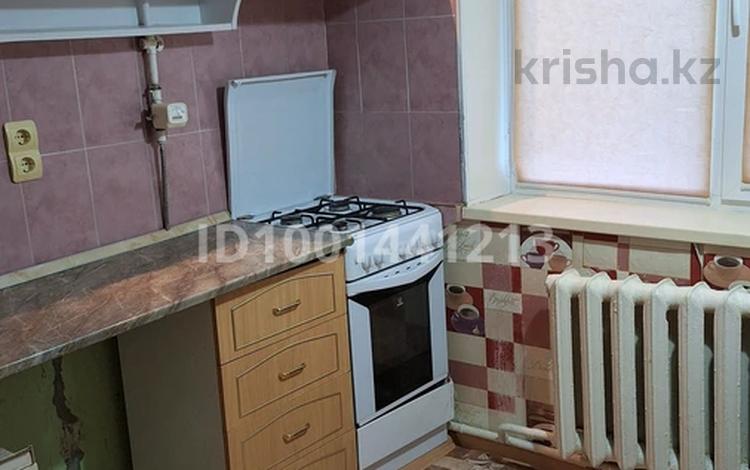 3-бөлмелі пәтер · 60 м² · 5/5 қабат, 4 микрорайон 9 — улица Ленина, бағасы: 4 млн ₸ в Житикаре — фото 2