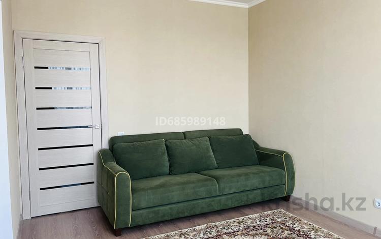 1-комнатная квартира · 35 м² · 15/22 этаж, Бектурова за 190 000 ₸ в Астане, Есильский р-н — фото 2