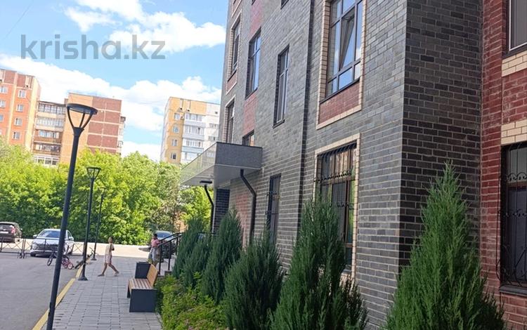 3-комнатная квартира · 75.2 м² · 3/10 этаж, мкр Юго-Восток, Шахтеров 7А за 44.5 млн ₸ в Караганде, Казыбек би р-н — фото 2