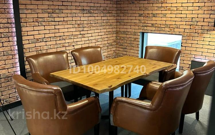 Кеңселер, кабинеттер және жұмыс орындары · 14 м², бағасы: 350 000 ₸ в Астане, Есильский р-н — фото 2