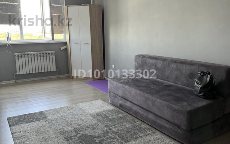 1-комнатная квартира · 44 м² · 9/10 этаж, мкр Аксай-4, Мкр. Аксай-4 119 — Саина- Жубанова за 33 млн 〒 в Алматы, Ауэзовский р-н — фото 2