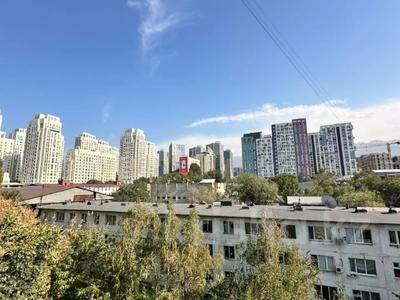 3-комнатная квартира · 122 м² · 6/10 этаж, Володарского за 133 млн ₸ в Алматы, Бостандыкский р-н