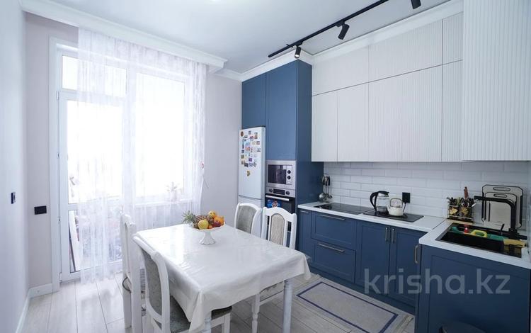 2-комнатная квартира · 70 м² · 13/18 этаж, Акмешит 17 за 54.5 млн ₸ в Астане, Есильский р-н — фото 2