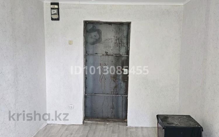 1-комнатная квартира · 12 м² · 4/5 этаж, мкр Мясокомбинат, гагарина 36/4 — рынка Өнім за 2.5 млн ₸ в Уральске — фото 2