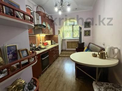 3-комнатная квартира · 64 м² · 2/5 этаж, мкр Тастак-3, Аносова за 41 млн ₸ в Алматы, Алмалинский р-н