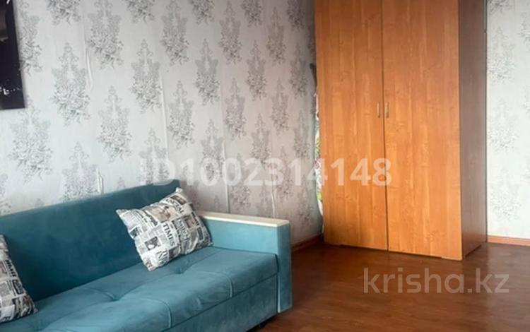 1-комнатная квартира · 40 м² · 4/6 этаж, мкр Кокжиек 1 за 160 000 ₸ в Алматы, Жетысуский р-н — фото 2