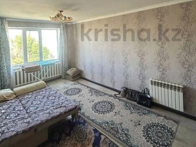 2-комнатная квартира, 53.2 м², 5/5 этаж, мкр 11 за 13.5 млн 〒 в Актобе, мкр 11