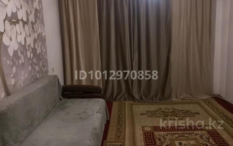 3-бөлмелі пәтер · 60 м² · 1/5 қабат, Космонавтов 8/1, бағасы: 5.5 млн ₸ в Алтае — фото 2