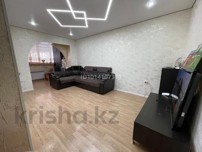 4-комнатная квартира · 68 м² · 1/4 этаж, Театральная 5 — район сахарного завода за 20 млн ₸ в Таразе