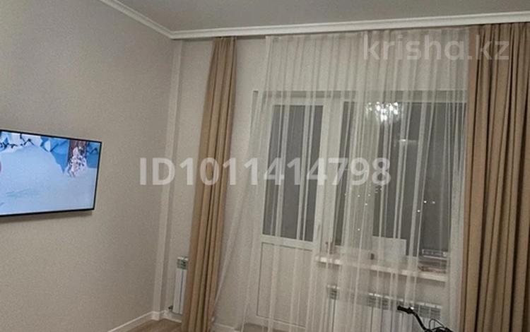2-бөлмелі пәтер · 71 м² · 8/10 қабат, Максут Нарикбаев, бағасы: 80 млн ₸ в Астане, Нура р-н — фото 2