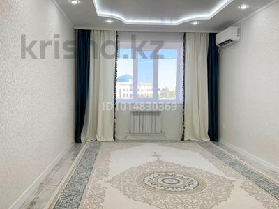 2-комнатная квартира · 70 м² · 2/10 этаж, мкр Нурсая, Т. Жумагалиева 10 за 300 000 ₸ в Атырау