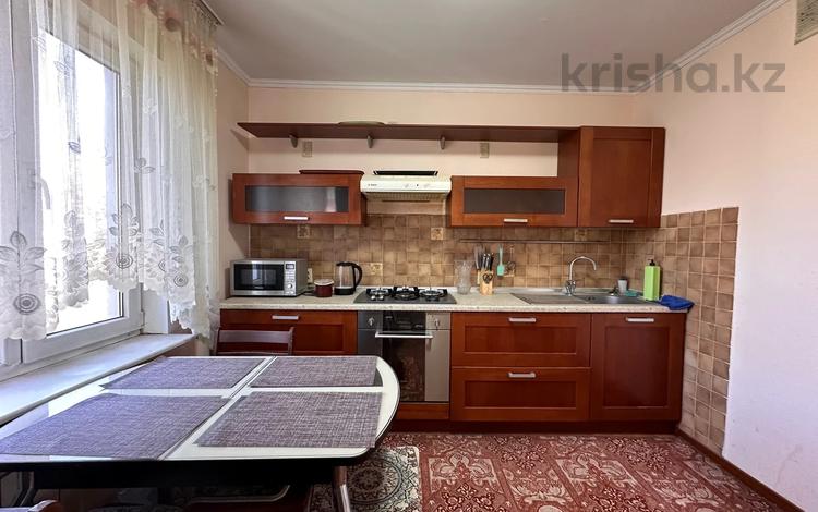 2-бөлмелі пәтер · 53 м² · 5/5 қабат, Таугүл ш/а. 42, бағасы: 37.8 млн ₸ в Алматы, Ауэзовский р-н — фото 2