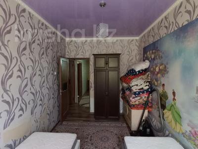 3-комнатная квартира, 65.4 м², 3/5 этаж, Адырбекова за 28 млн 〒 в Шымкенте, Аль-Фарабийский р-н
