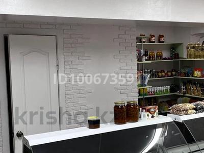 Магазины и бутики, салоны красоты, медцентры и аптеки · 40 м² за 17 млн 〒 в Балхаше