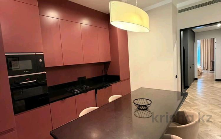 3-комнатная квартира · 100.1 м² · 1/3 этаж, Аль- Фараби 116/31-56 — Essental Mall / City за 1.5 млн ₸ в Алматы, Медеуский р-н — фото 2