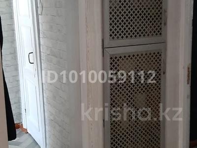 3-комнатная квартира · 63 м² · 1/2 этаж, Серова — Район Отделения дороги и ЖД вокзала за 18 млн 〒 в Караганде, Алихана Бокейханова р-н