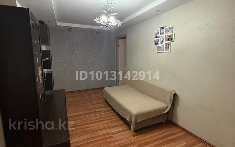 3-комнатная квартира · 51 м² · 5/5 этаж, Пришахтинск, Методический 17 — Методический за 12.5 млн ₸ в Караганде, Алихана Бокейханова р-н — фото 2