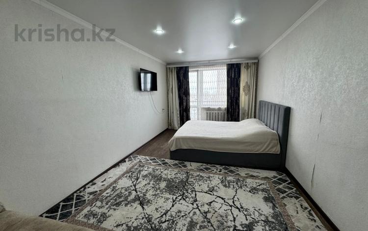 1-бөлмелі пәтер · 39 м² · 5/5 қабат, 19-шағынаудан, бағасы: 9.2 млн ₸ в Караганде, Алихана Бокейханова р-н — фото 3