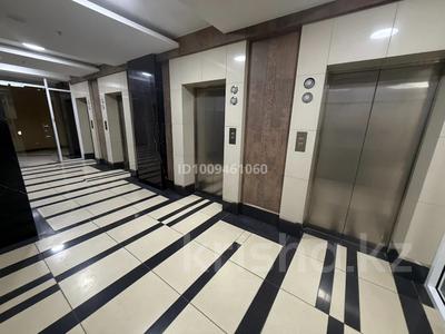 Офисы · 2016.8 м² за ~ 1.8 млрд 〒 в Астане, Есильский р-н