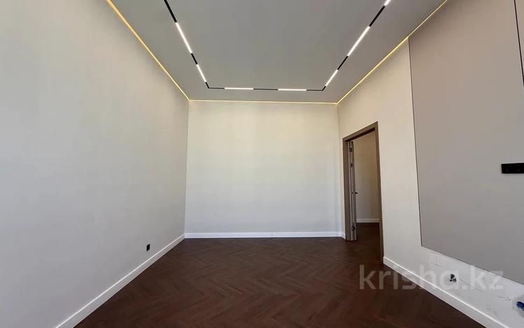 3-бөлмелі пәтер · 90 м² · 9/10 қабат, Туран 57/5, бағасы: ~ 74.9 млн ₸ в Астане, Нура р-н — фото 2