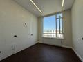3-бөлмелі пәтер · 90 м² · 9/10 қабат, Туран 57/5, бағасы: ~ 74.9 млн ₸ в Астане, Нура р-н — фото 2