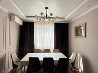 4-комнатная квартира · 125 м² · 5/10 этаж, Самал 82 — Коняхина за 57 млн ₸ в Уральске
