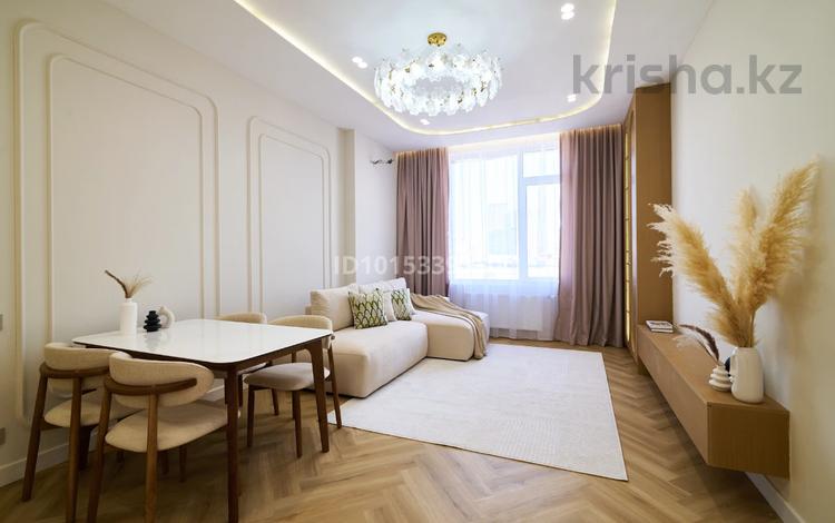 3-комнатная квартира · 72 м² · 10/18 этаж, Достык 8/4 — ТРЦ Керуен за 900 000 ₸ в Астане, Есильский р-н — фото 2