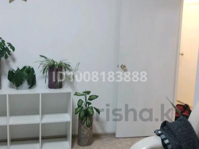 2-бөлмелі пәтер · 47 м² · 3/3 қабат, Егорова 13 — Егорова-Менделеева, бағасы: 150 000 ₸ в Усть-Каменогорске, Ульбинский