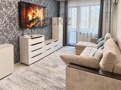2-бөлмелі пәтер · 52 м² · 2/5 қабат, Севастопольская 22, бағасы: 18 000 ₸ в Усть-Каменогорске