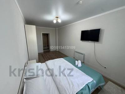 1-комнатная квартира · 40 м² · 11/13 этаж, ул. Абикен Бектуров, 17 за 10 000 ₸ в Астане, Есильский р-н
