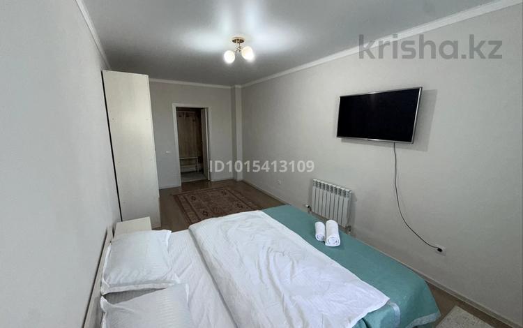 1-комнатная квартира · 40 м² · 11/13 этаж, ул. Абикен Бектуров, 17 за 10 000 ₸ в Астане, Есильский р-н — фото 2