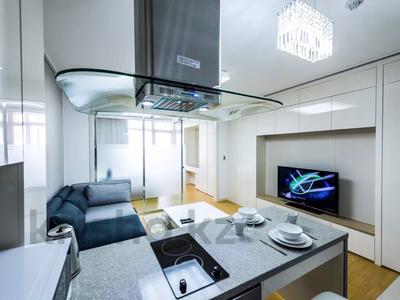 Аренда квартир посуточно в Астане: 1-комнатная квартира · 45 м² · 34/35 этаж, Рахимжана Кошкарбаева 10/1 за 20 000 〒 1-комнатная квартира · 45 м² · 34/35 этаж, Рахимжана Кошкарбаева 10/1 за 20 000 〒 в Астане, Алматы р-н