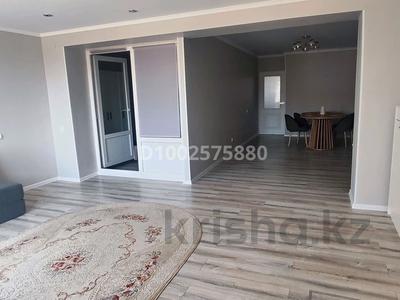 3-бөлмелі пәтер · 74 м² · 1/9 қабат, 11-й мкр 33, бағасы: 23 млн ₸ в Актау