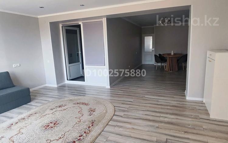 3-комнатная квартира · 74 м² · 1/9 этаж, 11-й мкр 33 за 23 млн ₸ в Актау — фото 4