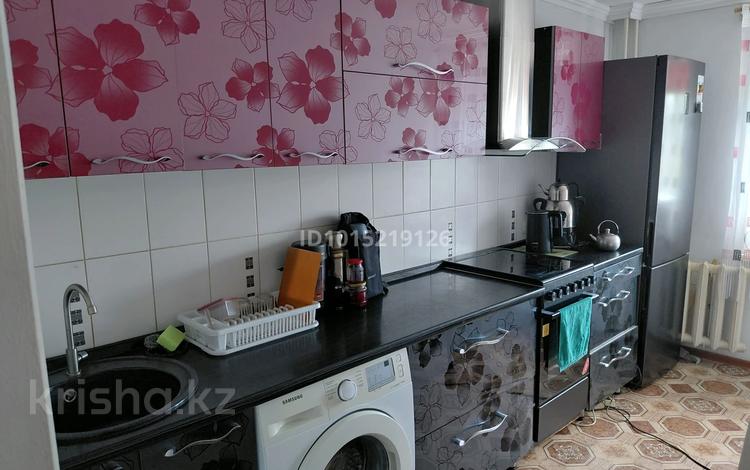 4-бөлмелі пәтер · 74 м² · 2/5 қабат, Тимофеева 86/1 — Школы N 1, бағасы: 12 млн ₸ в Серебрянске — фото 2