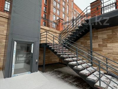 4-комнатная квартира · 176.7 м² · 2/9 этаж, НУРБАЕВА — 72 квартал за ~ 97.2 млн 〒 в Семее