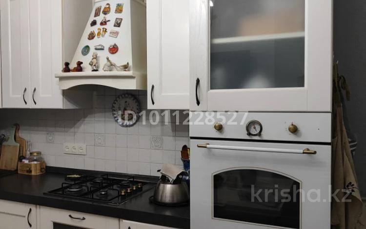 2-комнатная квартира · 58 м² · 5/9 этаж, мкр Мамыр-3 22 за 47 млн ₸ в Алматы, Ауэзовский р-н — фото 34