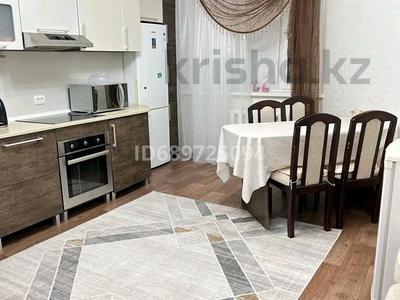 2-комнатная квартира, 80 м², 7/9 этаж посуточно, Ткачева 5 за 15 000 〒 в Павлодаре