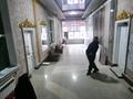 Свободное назначение, офисы, магазины и бутики, склады, азс, автосервисы и автомойки, салоны красоты, фитнес и спорт, медцентры и аптеки, образование, развлечения, конференц-залы, кабинеты и рабочие места, студии · 1000 м² за 1 млн 〒 в Шымкенте, Аль-Фарабийский р-н — фото 4