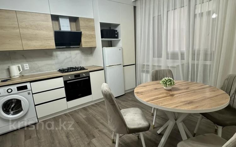 1-бөлмелі пәтер · 70 м² · 2/5 қабат, мкр. Алтын орда 11 д, бағасы: 11 000 ₸ в Актобе — фото 8